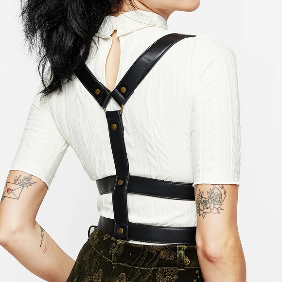 Black Leather Harness for Women - Picture 3 of 5